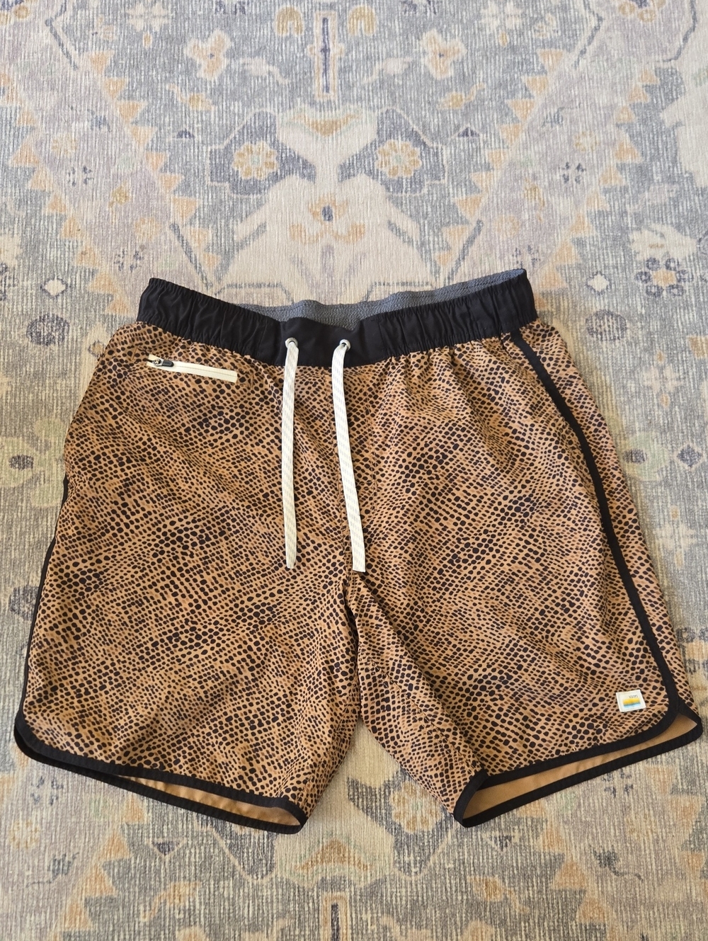 Vuori Men's Hybrid Athletic Shorts